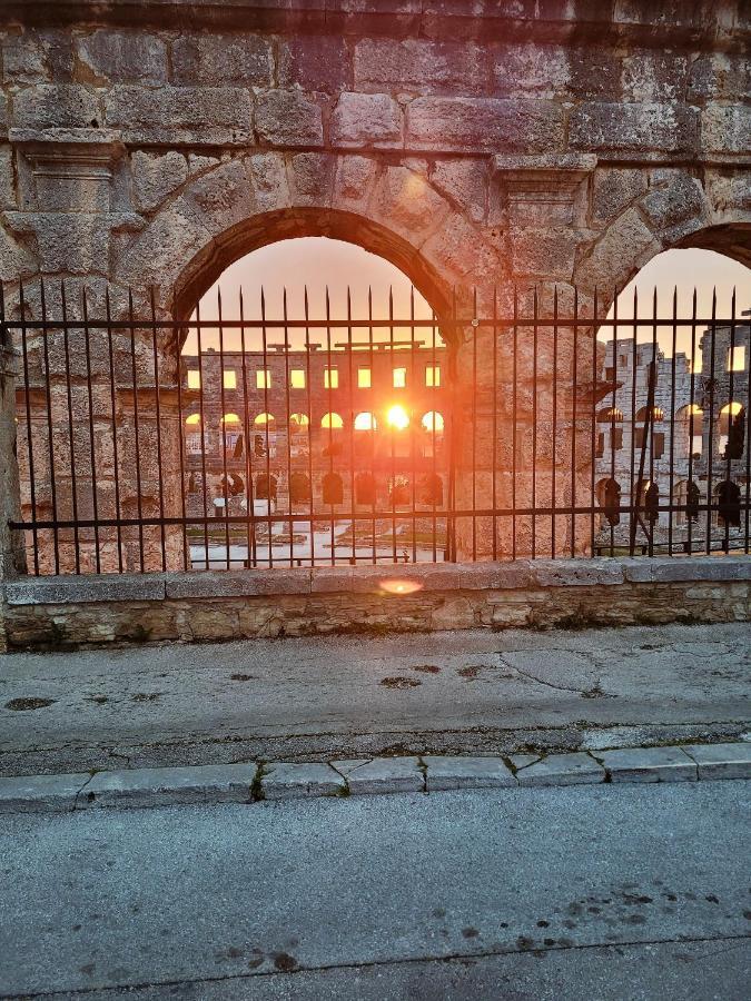 Apartmán Amfiteatar Pula Exteriér fotografie