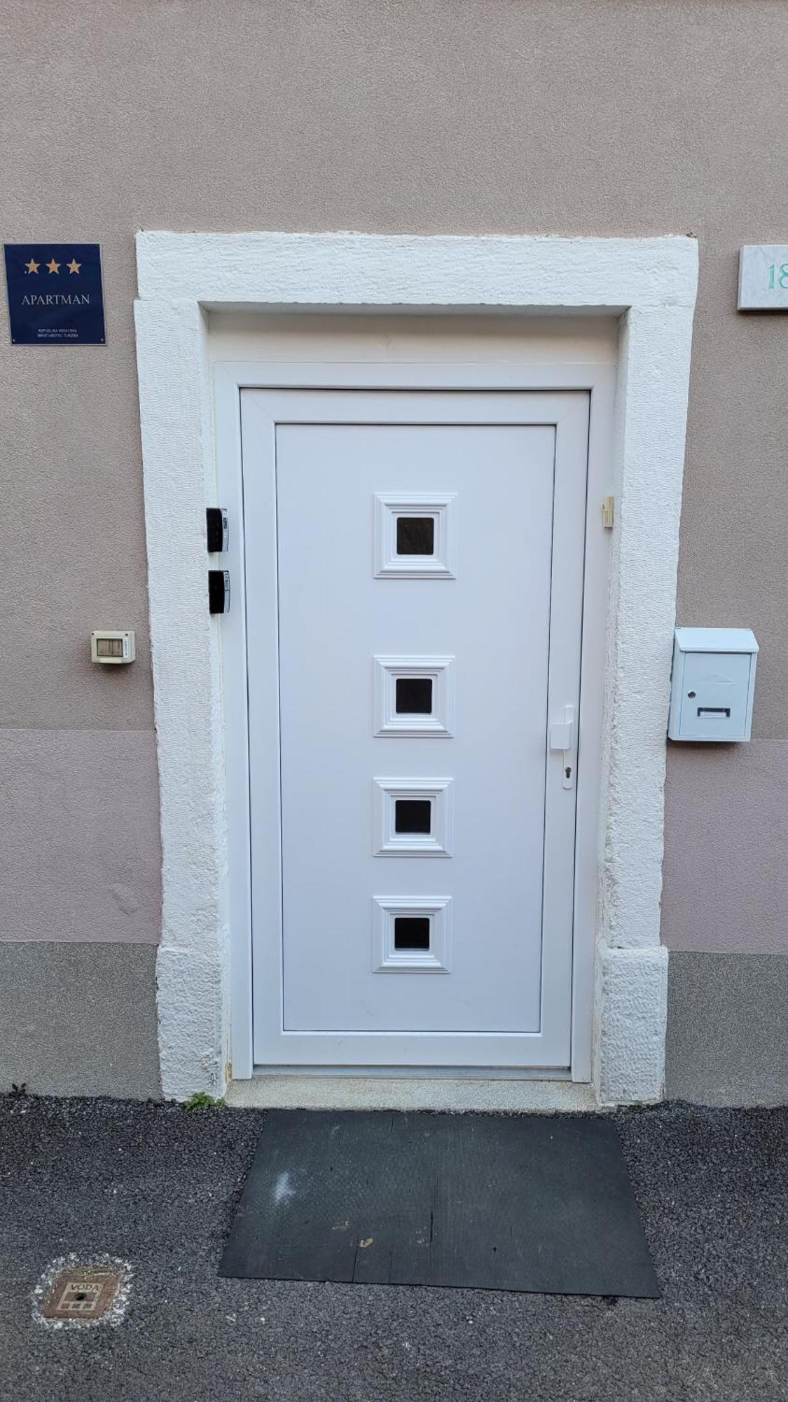 Apartmán Amfiteatar Pula Exteriér fotografie